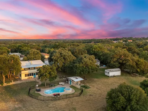 147 County Road 1821, Clifton, TX 76634