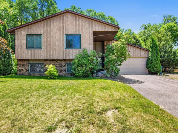 1809 W 138th St, Burnsville, MN 55337