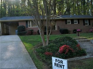 107 Sedgefield Dr, Greenville, SC 29615