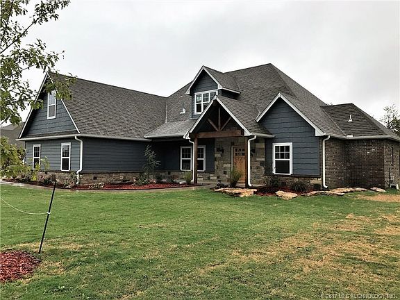 2nd image of 5138 E Hickory Meadow Dr