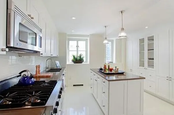 Sold by Corcoran | media 27