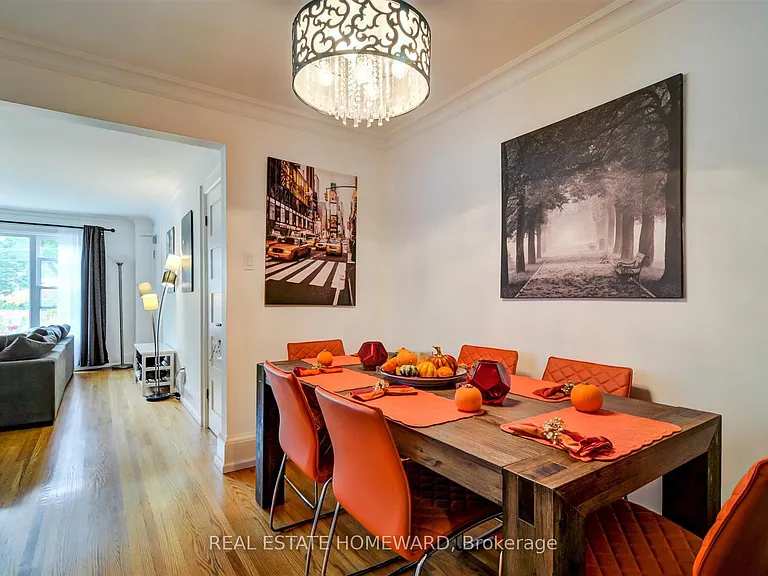 21 Love Cres #MAIN FLOOR — Photo 10
