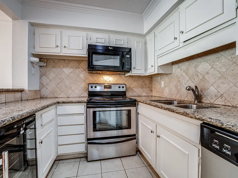 5325 Fleetwood Oaks Ave #253 — Photo 5