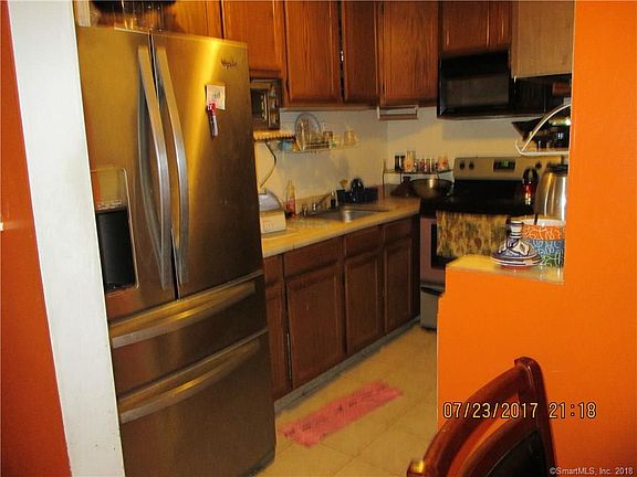 3rd image of 166 Gravel St APT B-16