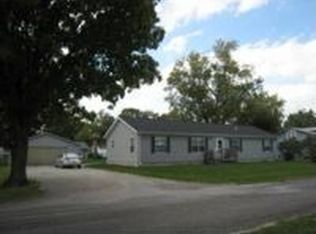 404 Douglas St, Catlin, IL 61817