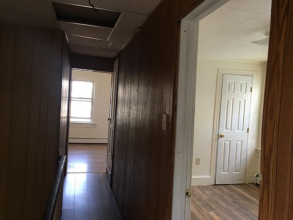3rd image of 143 Zerby Ave