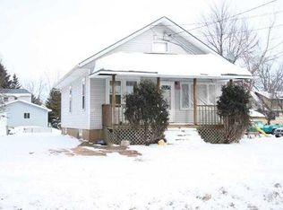605 W Arnold St, Marshfield, WI 54449