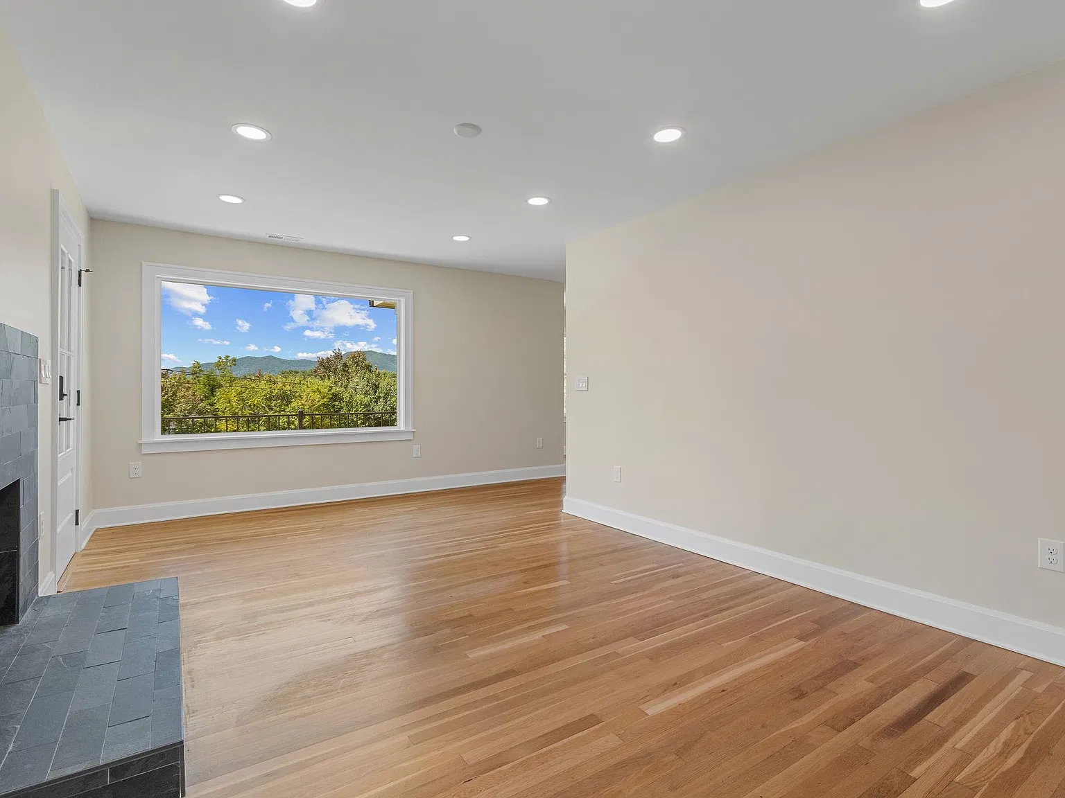100 W View Ave — Photo 3