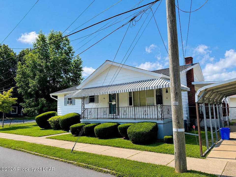 1st image of 15 Maple St