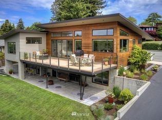 18430 4th Ave SW, Normandy Park, WA 98166