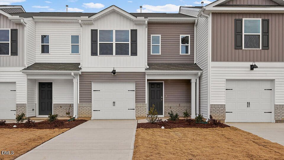 1st image of 24 Red Clover Dr