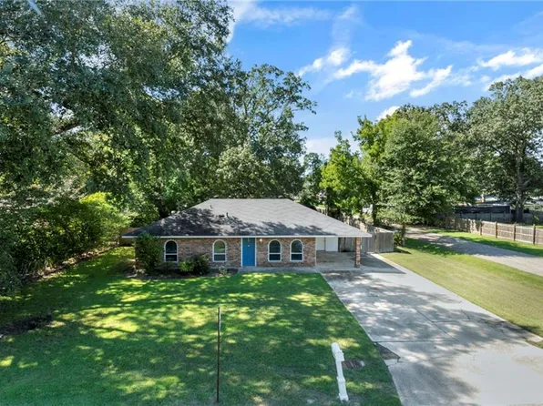 2201 Jerlyn Dr, Denham Springs, LA 70726