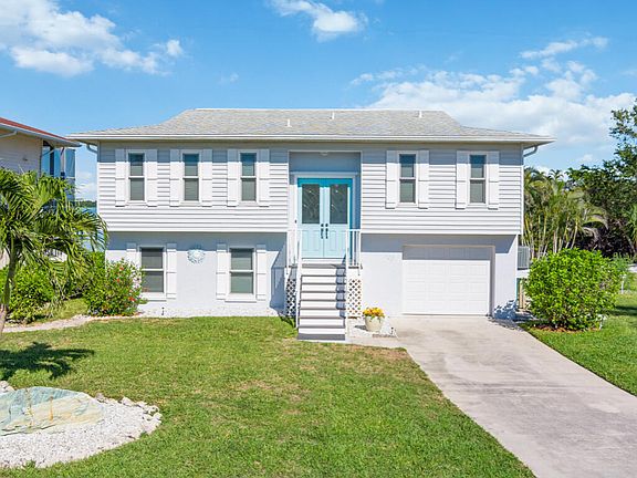 3rd image of 103 W Pago Pago Dr