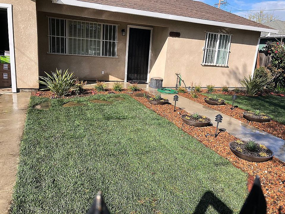2nd image of 2215 Peralta Ave