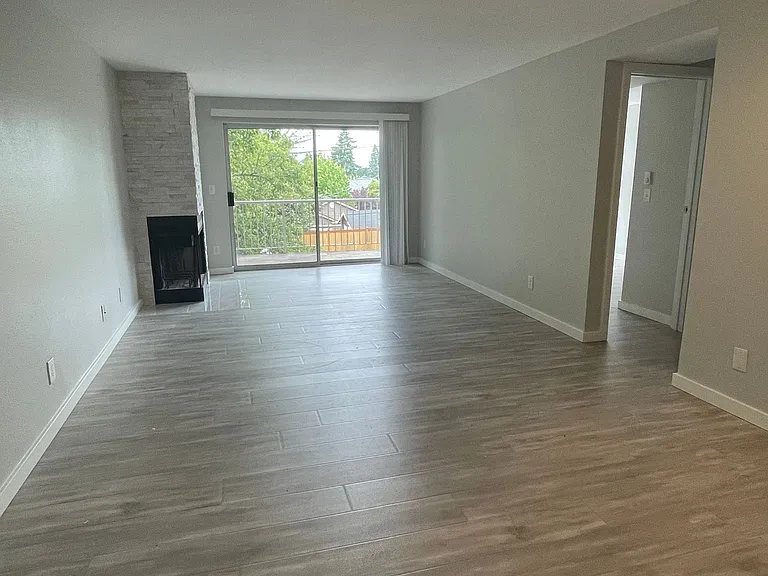 View On California - Spacious with Modern Updates, fireplace (select units) & private balcony | P... — Photo 7