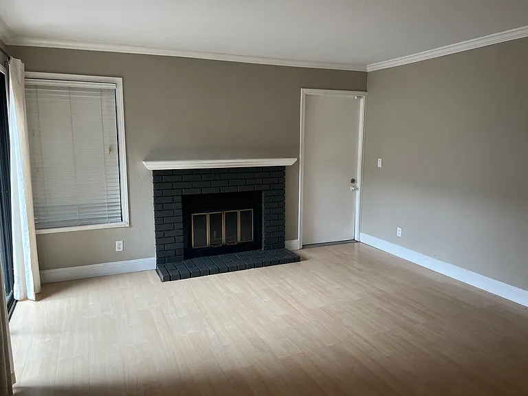 5410 Makati Cir — Photo 22