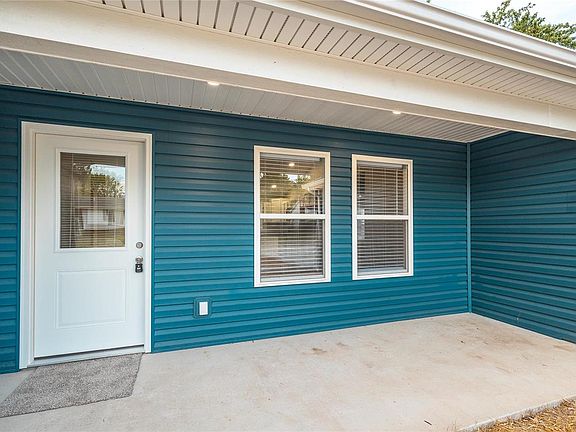 3rd image of 1793 Debbie Ln