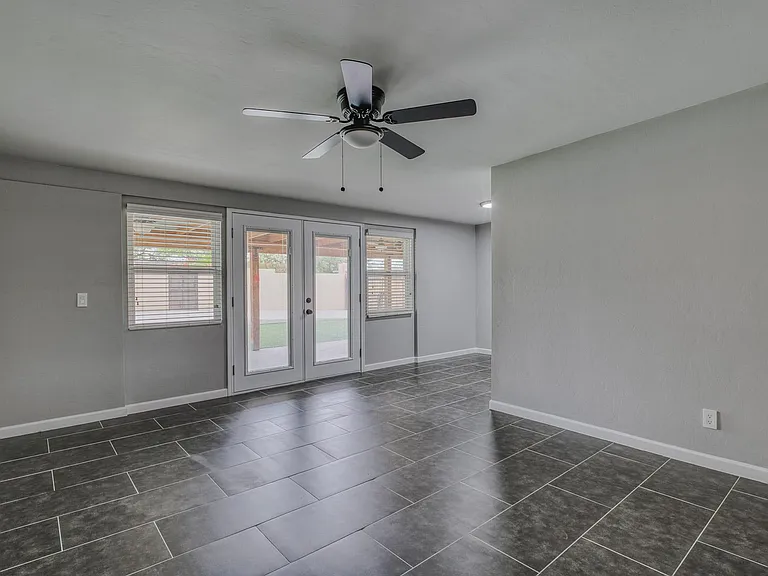 7000 E Brooks Dr — Photo 6