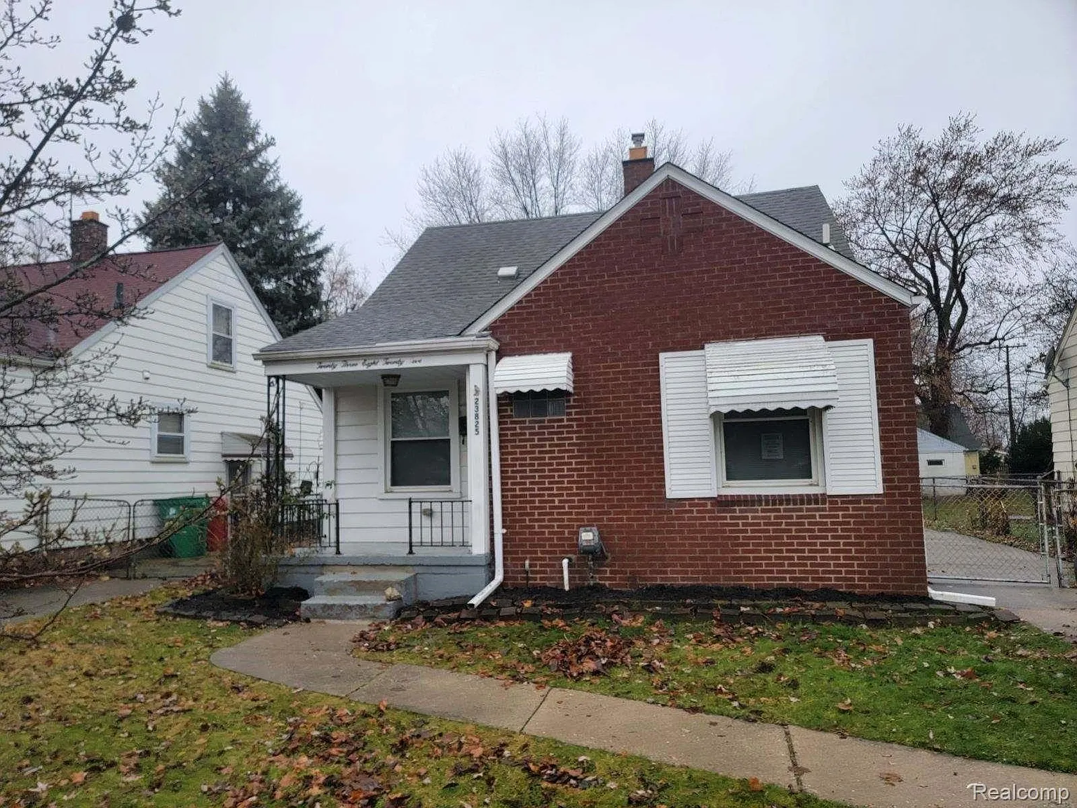 23825 Normandy Ave photo 1
