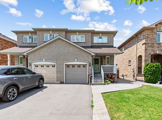 40 Blackthorn Dr, Vaughan, ON L6A3N5