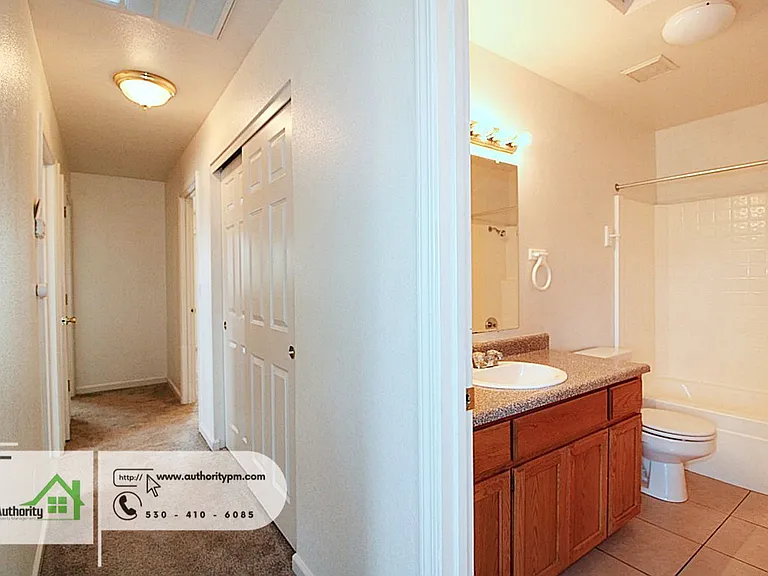 22375 Rio Alto Dr #A — Photo 11