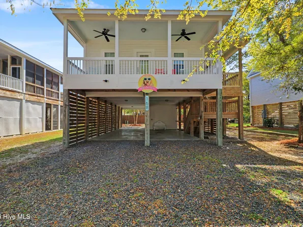 168 NW 6th Street, Oak Island, NC 28465