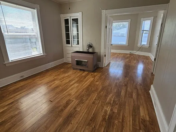 64 Dearborn St, 64 Dearborn St #2, Manchester, NH 03103