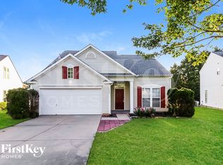 1027 Hipp Rd, Charlotte, NC 28216