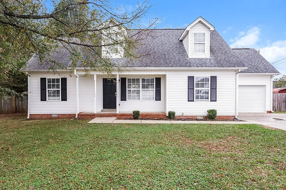 5 bed, 3.0 bath, 2126 sqft, $3,170 — Photo 1