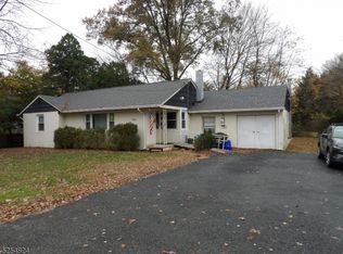 150 Comly Rd, Lincoln Park, NJ 07035