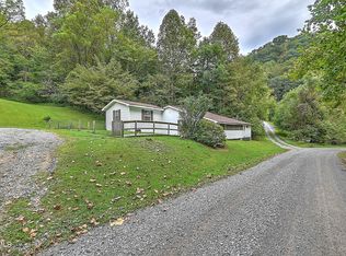 553 N Mill Hollow Rd, Castlewood, VA 24224