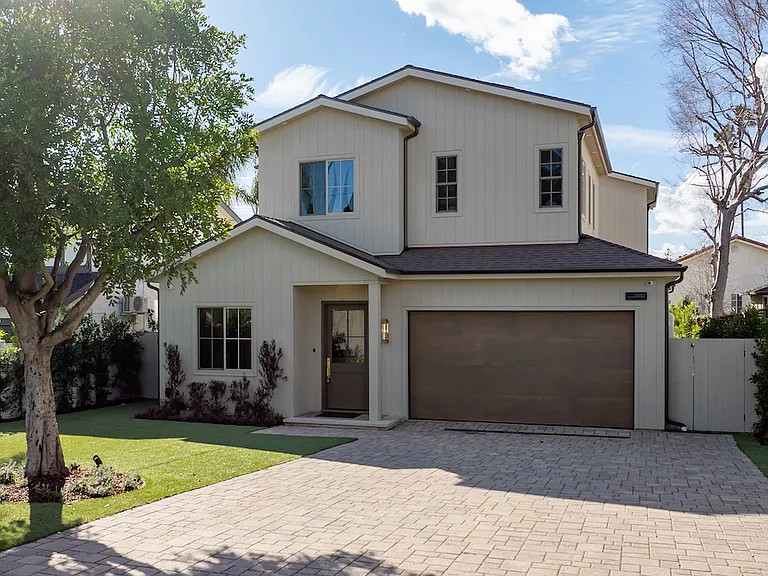 5057 Bluebell Ave — Photo 1