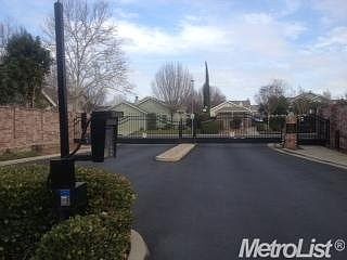 2nd image of 6414 Laguna Mirage Ln