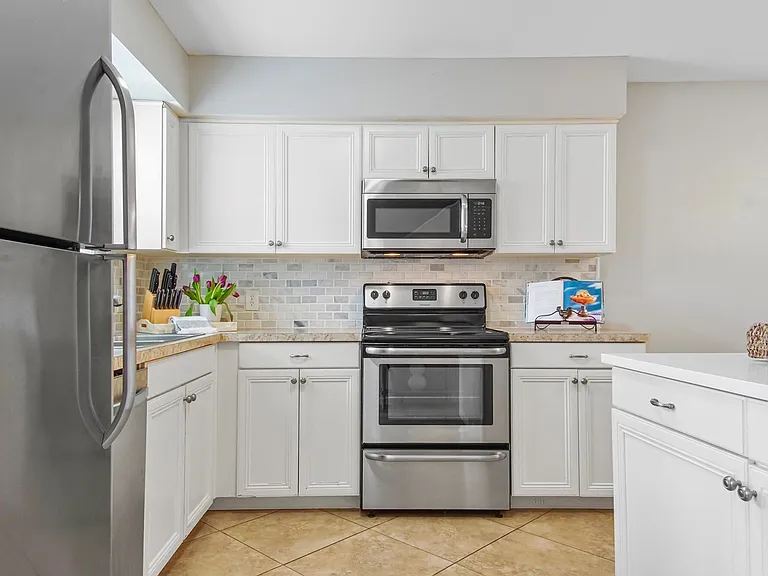 340 Scenic Gulf Dr #25 — Photo 3