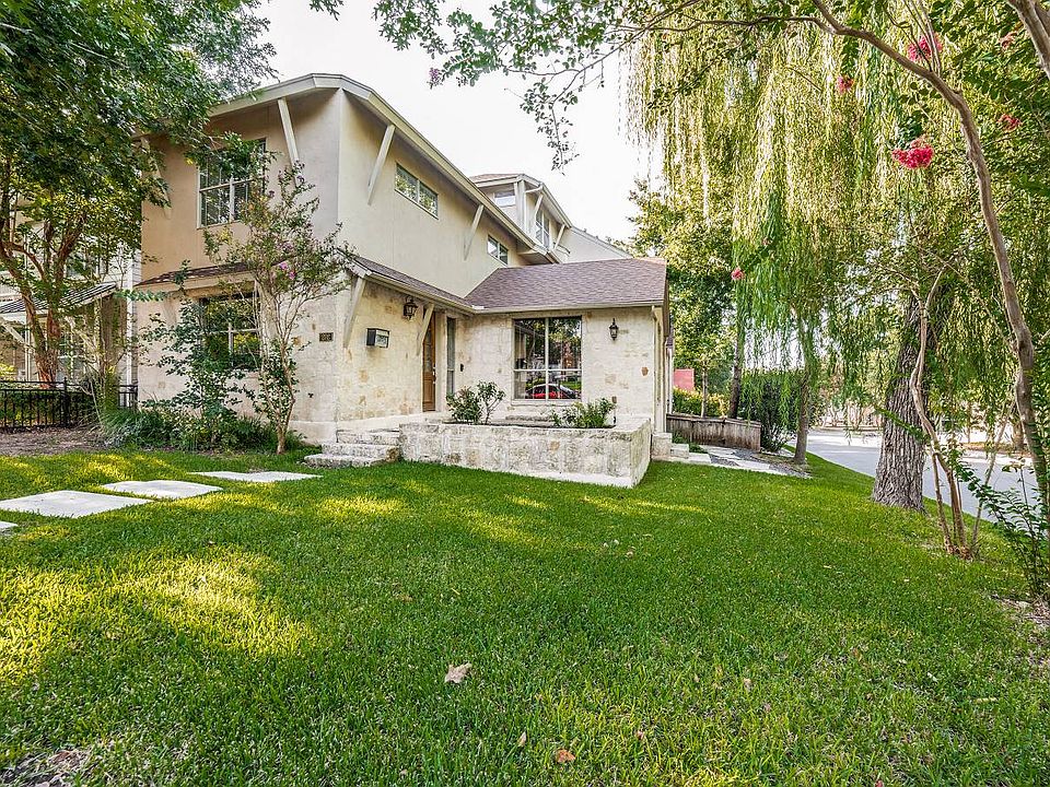 1st image of 202 Grandview Pl