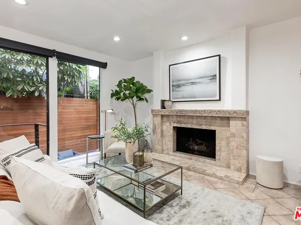 1427 S Bentley Ave APT C, Los Angeles, CA 90025