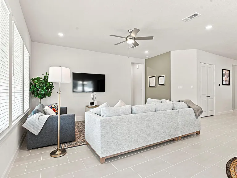 1042 Windy Creek Path — Photo 40