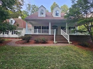 853 Meadowdale Rd, Fairmont, WV 26554