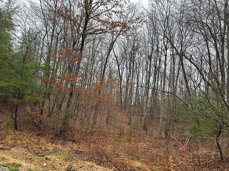 2nd image of N/a Woodland Trl