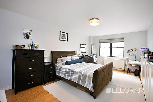 Sold by (Legacy) Elegran | media 15