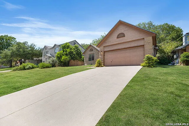 3 bed, 2.0 bath, 1649 sqft, $1,700 — Photo 3