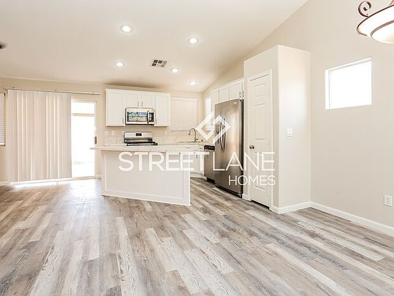 3rd image of 5845 Willis St