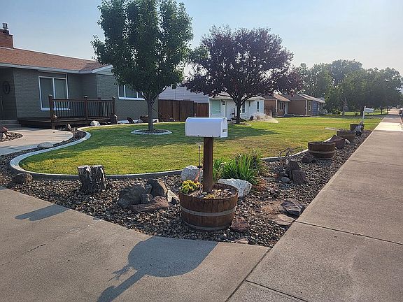 2nd image of 1930 Benson Ave