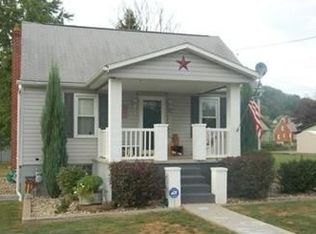 505 Locust St, West Newton, PA 15089