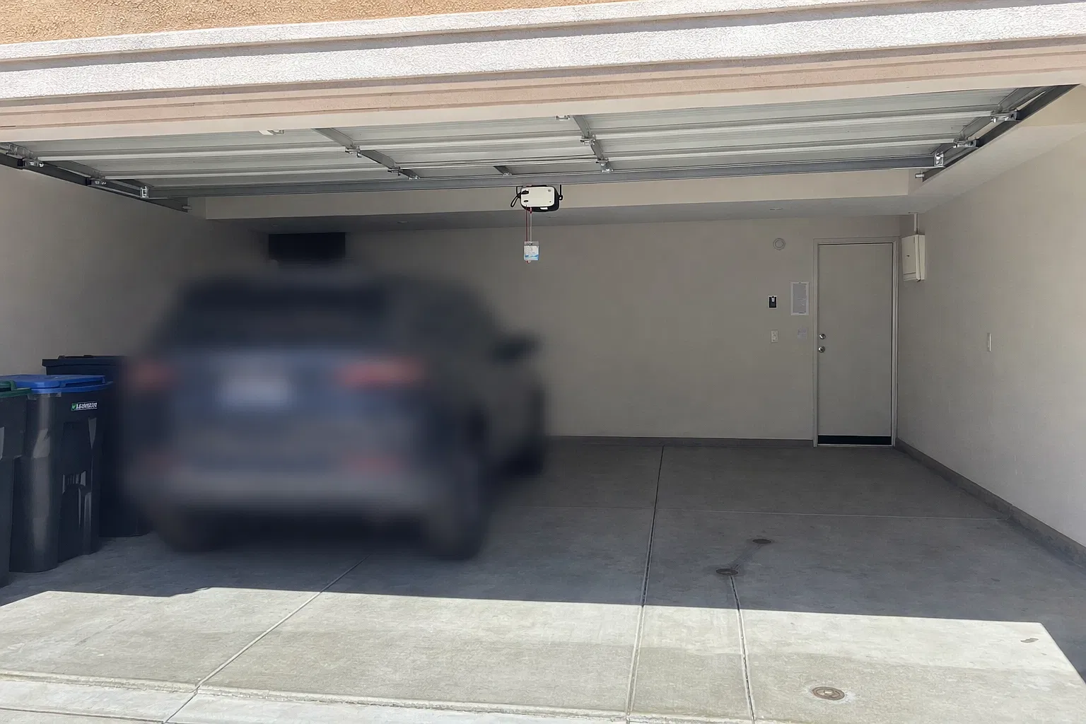 2 bed, 1366 sqft, $3,000 — Photo 2