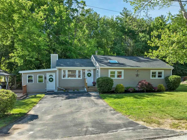 5 Frenette Drive, Hudson, NH 03051