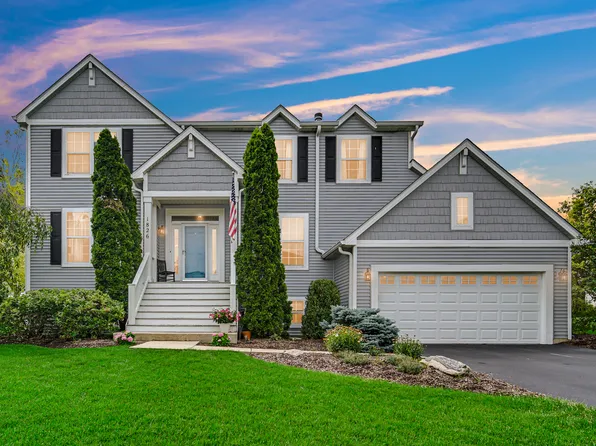 1826 Prairie Ridge Cir, Lindenhurst, IL 60046