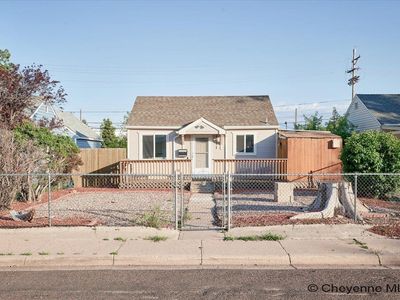 1011 E 6th St, Cheyenne, WY, 82007