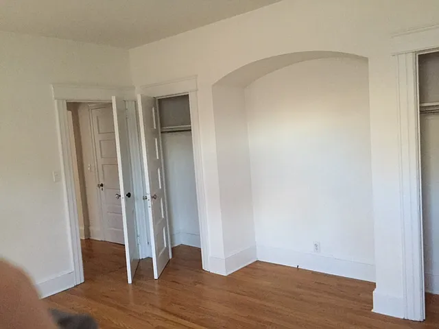 363 Victory Blvd #1R — Photo 4
