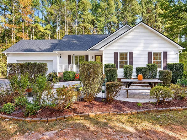 112 Drake Rd, Mebane, NC 27302